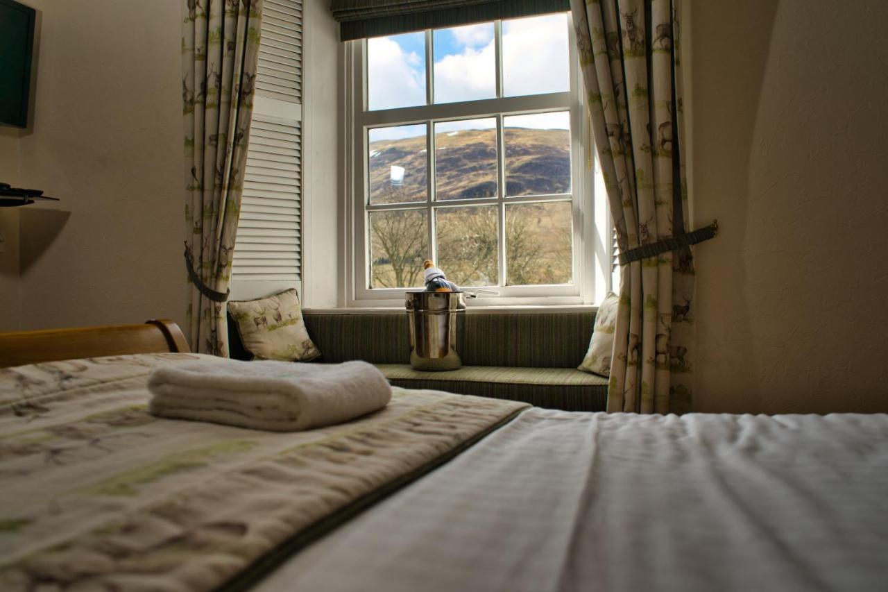 Glen Clova Hotel & Luxury Lodges Millton of Clova Екстер'єр фото