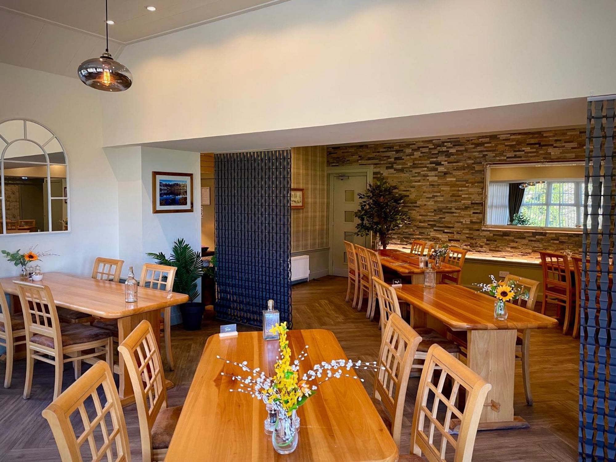 Glen Clova Hotel & Luxury Lodges Millton of Clova Екстер'єр фото