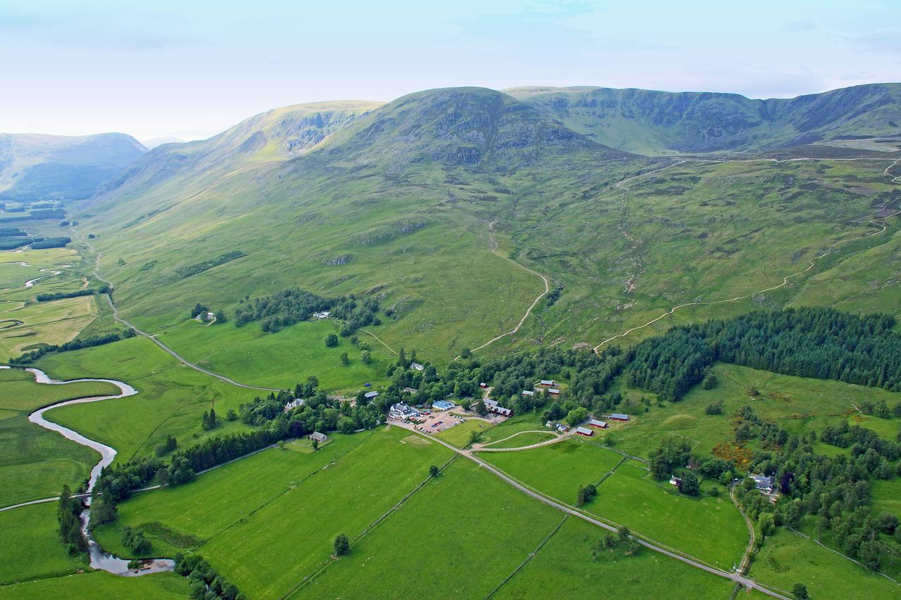 Glen Clova Hotel & Luxury Lodges Millton of Clova Екстер'єр фото